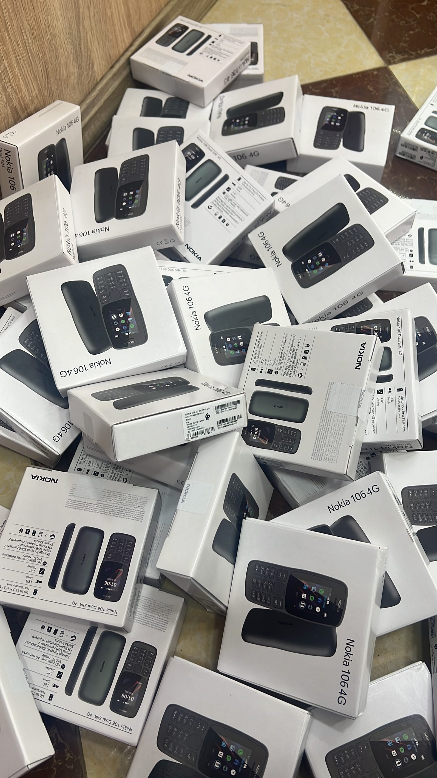 Nokia 106 - الصورة 2