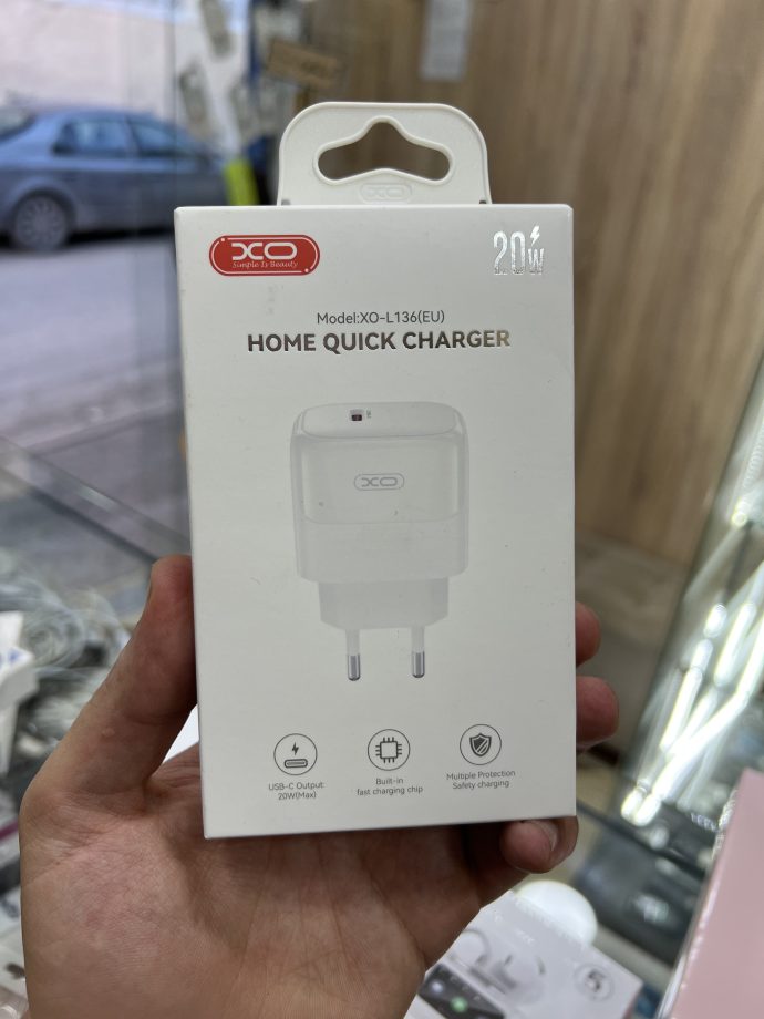 CHARGEUR FAST 20 W XO-L36